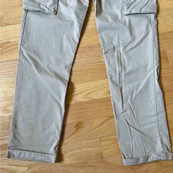 Boys Old Navy Tan Tech Taper Quick Dry  Pants XL - Picture 3 of 5
